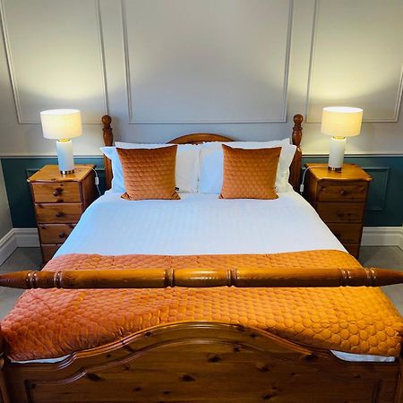 Country View House Hotel Milltown  ภายนอก รูปภาพ