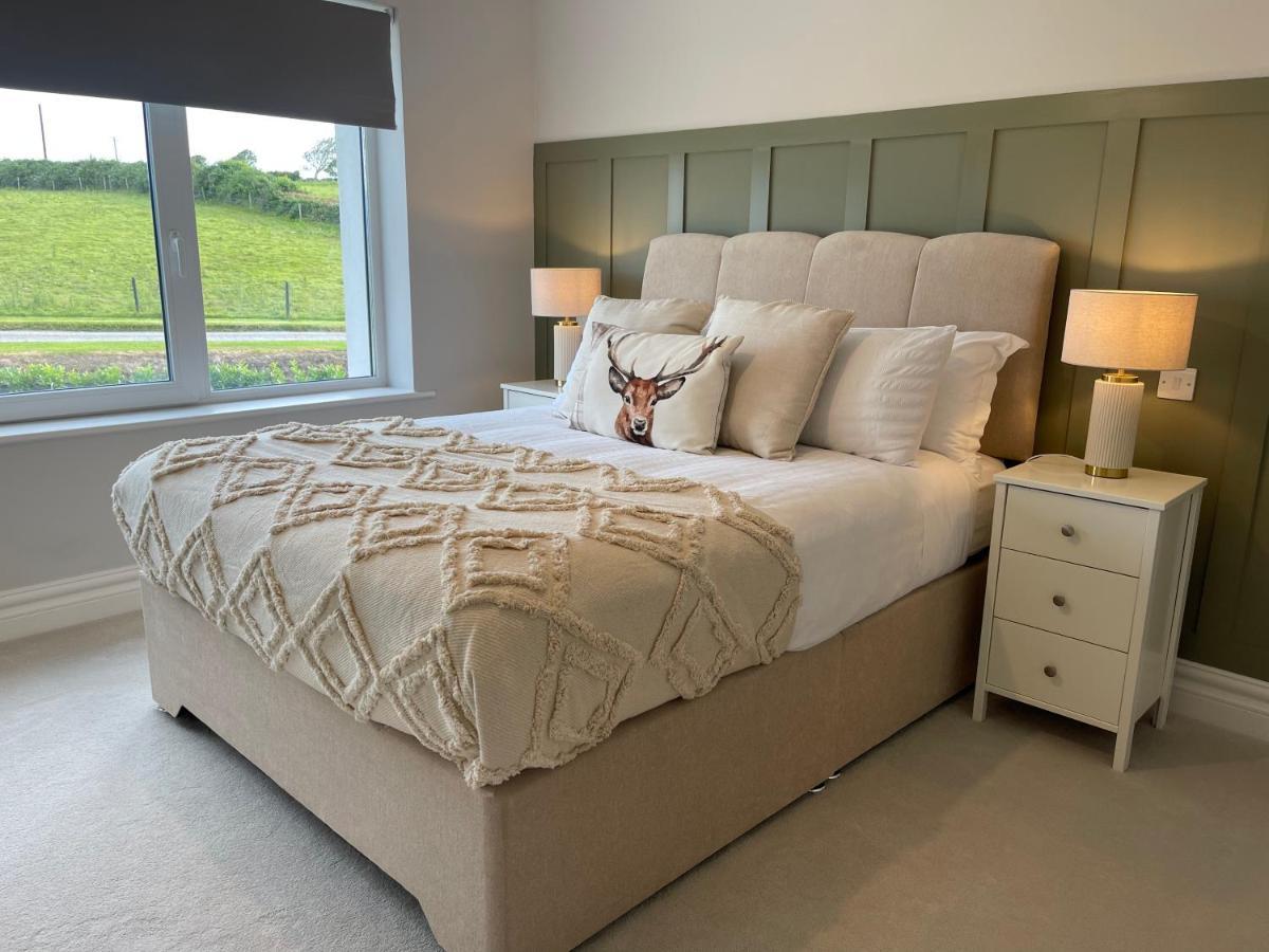 Country View House Hotel Milltown  ภายนอก รูปภาพ