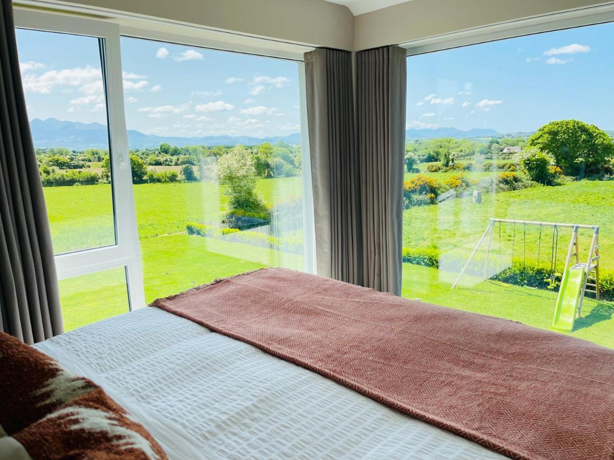 Country View House Hotel Milltown  ภายนอก รูปภาพ